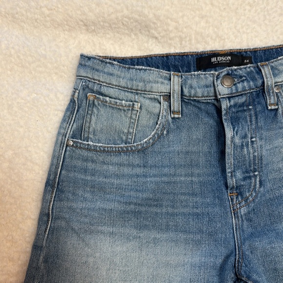 Hudson Jean Short - 24 - Picture 3 of 5